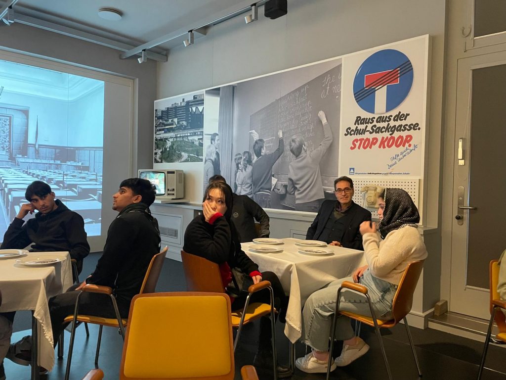 WhatsApp Image 2024-12-04 at 12.37.59_71be0910